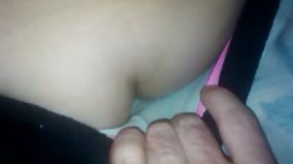 Fille ayant des relations sexuelles avec des hommes. salopes travestis