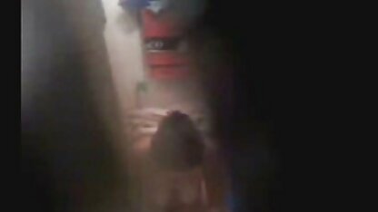 Crotchless Pikaper femmes enceintes salopes vissage blonde avec des trous en bas noirs