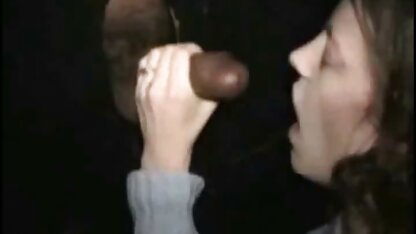 Après les rapports sexuels, ma copine avale toujours matures salopes francaises du sperme.