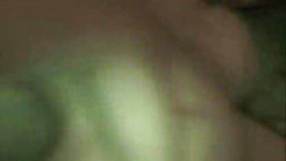 Black eyed mère éjacule femme cochonne en collant dans la salle de bain et se rendre à hahala