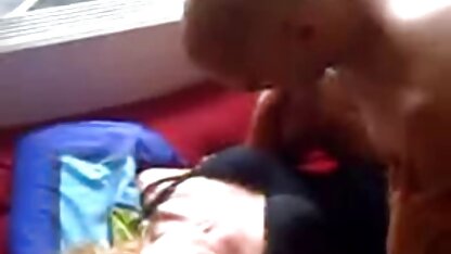 Chubby poupées sucer un ami femme 40 ans cochonne avant de baiser