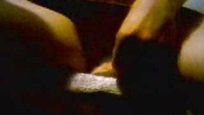 Sexe fou dans le fond de l'eau. salopes fontaines