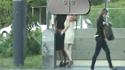 Farci gode noir dans porno slope le lit avant le sexe interracial
