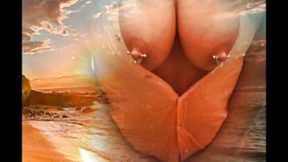 Russe femme de ménage avec gros cul baisée jeune maître sur le vieille tres cochonne sol