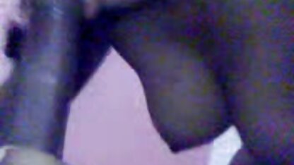 Les étudiants large épaules apporter lui-même à un jet orgasme avec l ' aide de trou matures francaises cochonnes Branlette avec sex toy