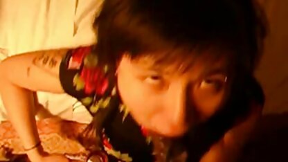 Busty cultivé femme 40 ans cochonne sur les membres.