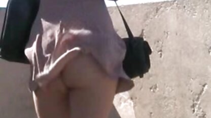 Hahal frappé la mère plein de stockage dans le cul pendant les matures francaises salopes rapports sexuels