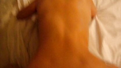 Plantureuse papa dans Gris chandails tres vieille cochonne masturbe dans avant de webcam