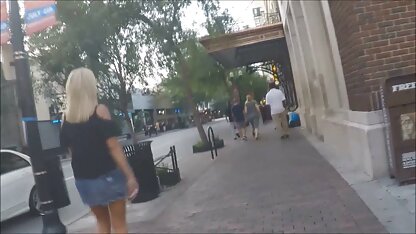 Brunette aime baiser anal avec son vieille grand mere cochonne petit ami